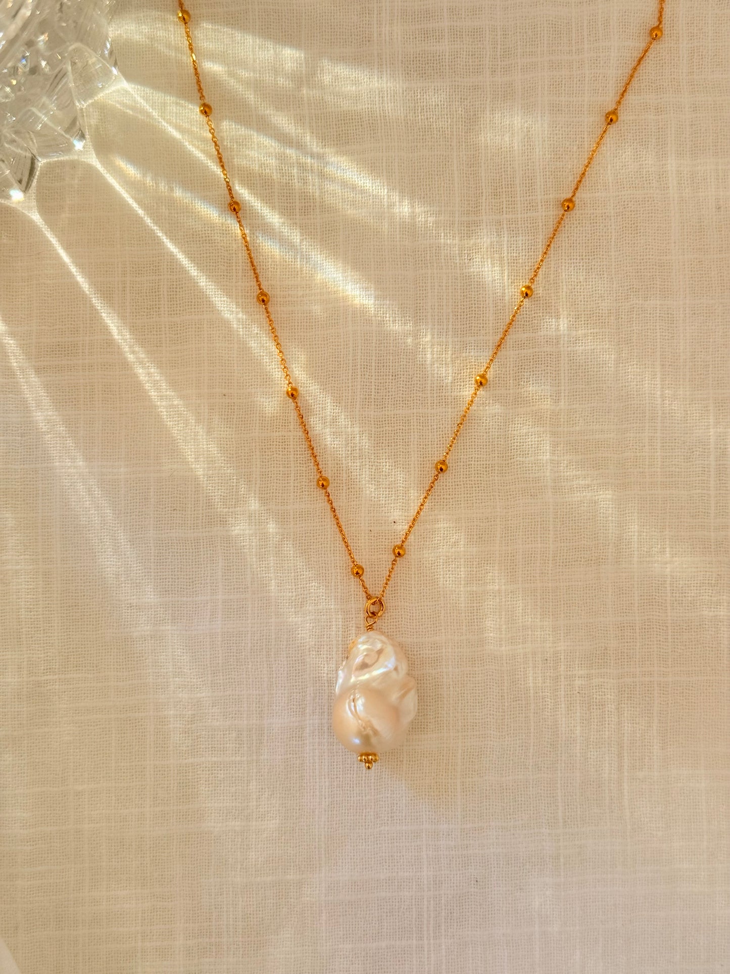 Elodie pearl necklace