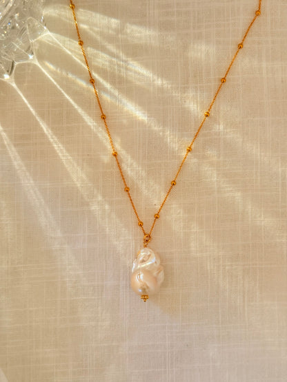 Elodie pearl necklace