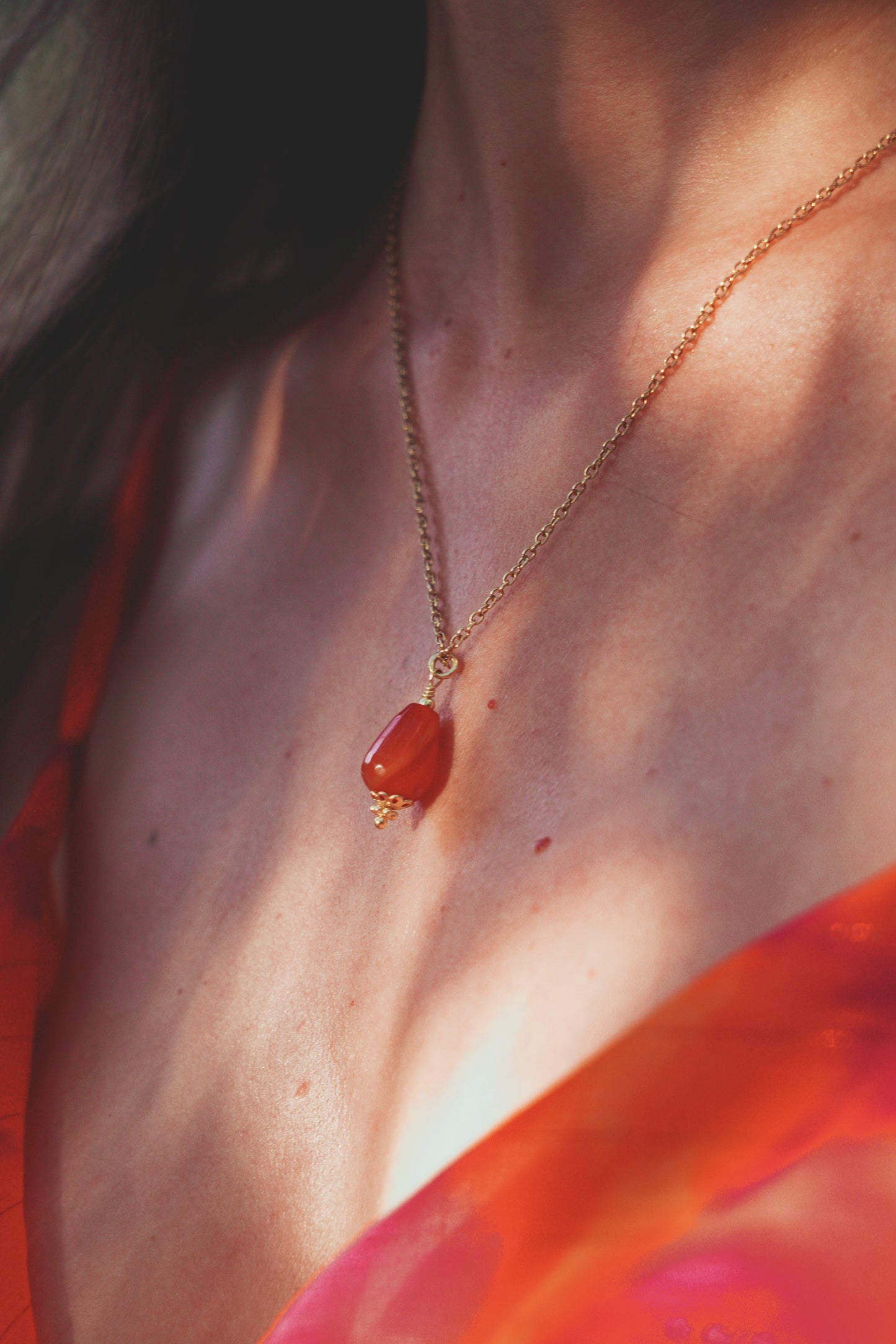 Cornelia pendant necklace-Orange